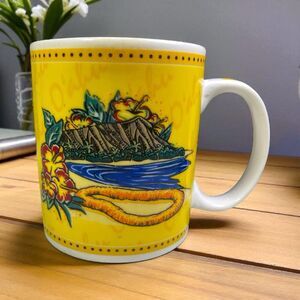 VTG Hilo Hattie Coffee Mug O'ahu Hawaii Graphic Cup 2002 Yellow Island Heritage